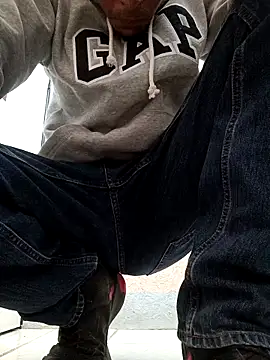 Snapshot of Leonul chatting on 02-09-26, 07:45 Leonul online show from 02-09-26, 07:45