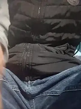 Snapshot of Leonul chatting on 01-13-26, 11:14 Leonul online show from 01-13-26, 11:14