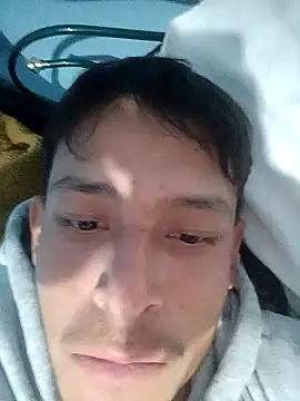 Snapshot of Leonul chatting on 02-18-26, 08:11 Leonul online show from 02-18-26, 08:11