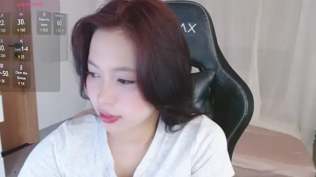 Snapshot of Lin_SiYee chatting on 03-09-25, 01:46 Lin SiYee online show from 03-09-25, 01:46