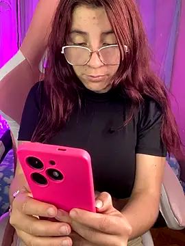 Fernanda   online show from 10-17-25, 10:33