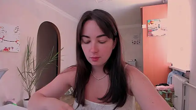 Snapshot of cClandesTina chatting on 06-25-26, 03:06 cClandesTina online show from 06-25-26, 03:06
