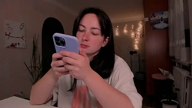Snapshot of cClandesTina chatting on 06-23-26, 08:40 cClandesTina online show from 06-23-26, 08:40