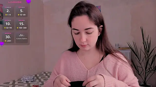 cClandesTina online show from 11-28-25, 10:15