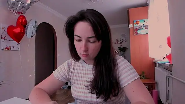 Snapshot of cClandesTina chatting on 07-10-26, 05:13 cClandesTina online show from 07-10-26, 05:13