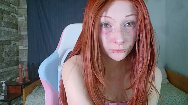 Snapshot of hannaxo1 chatting on 04-19-26, 12:33 hannaxo1 online show from 04-19-26, 12:33