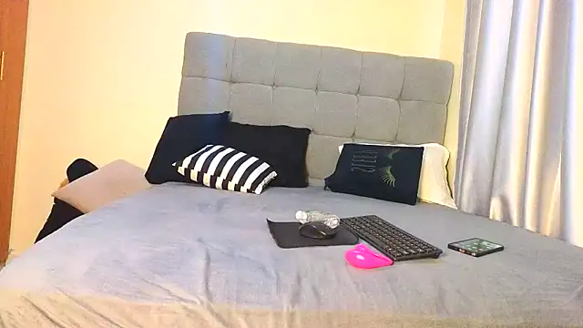 Sexxy mariana online show from 10-11-25, 11:33