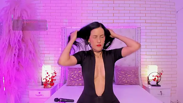 Coco Balenciaga  online show from 03-14-26, 11:38