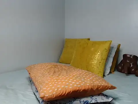 Snapshot of glam_mish chatting on 05-02-26, 04:28 glam mish online show from 05-02-26, 04:28