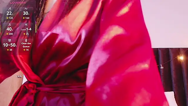 littleebluee online show from 11-19-25, 02:55