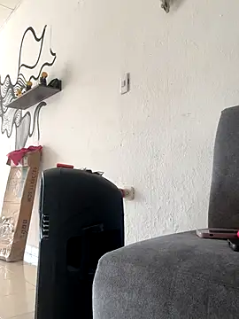 Pretty Isadora online show from 11-11-25, 07:19