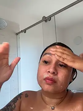 Pretty Isadora online show from 02-26-26, 08:31