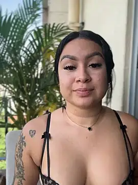 Pretty Isadora online show from 02-04-26, 08:04