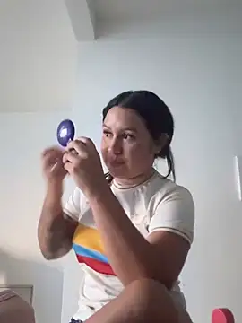 Pretty Isadora online show from 03-26-26, 11:02