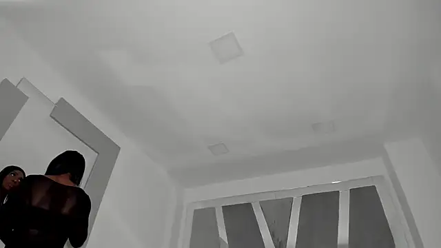 Vero Lodge online show from 11-29-25, 01:44