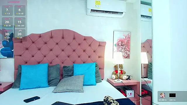 Snapshot of ThyaraJhons chatting on 02-18-26, 11:50 ThyaraJhons online show from 02-18-26, 11:50