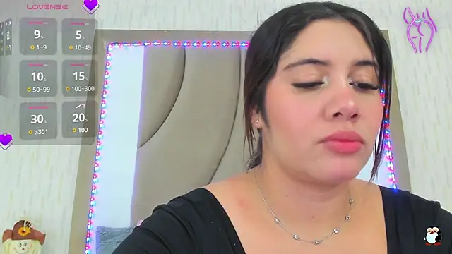 ThyaraJhons online show from 10-30-25, 12:14