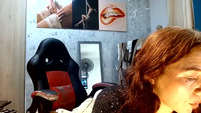 Samantabrown  online show from 07-23-26, 11:18