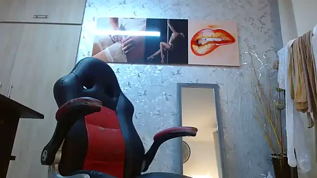 Samantabrown  online show from 02-24-26, 11:11