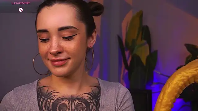 EvaCanton online show from 03-16-26, 02:08