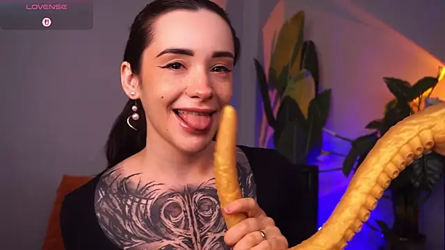 EvaCanton online show from 03-15-26, 02:07