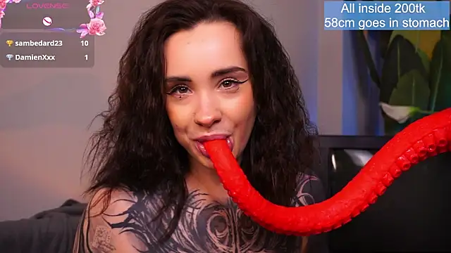 Snapshot of EvaCanton chatting on 06-11-26, 02:53 EvaCanton online show from 06-11-26, 02:53