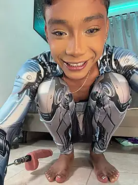 Snapshot of alejo_cute chatting on 07-08-26, 01:23 alejo cute online show from 07-08-26, 01:23