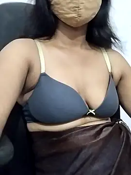 Snapshot of Triveni-Lovely chatting on 06-12-26, 08:56 Triveni-Lovely online show from 06-12-26, 08:56