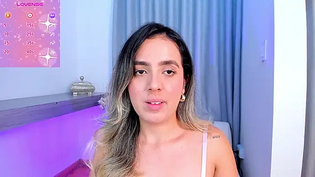 Snapshot of Lucyortiz_ chatting on 02-03-25, 09:50 Lucyortiz online show from 02-03-25, 09:50