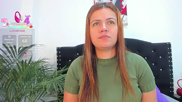 Snapshot of Alexandra_Torress chatting on 07-01-26, 12:27 Alexandra Torress online show from 07-01-26, 12:27