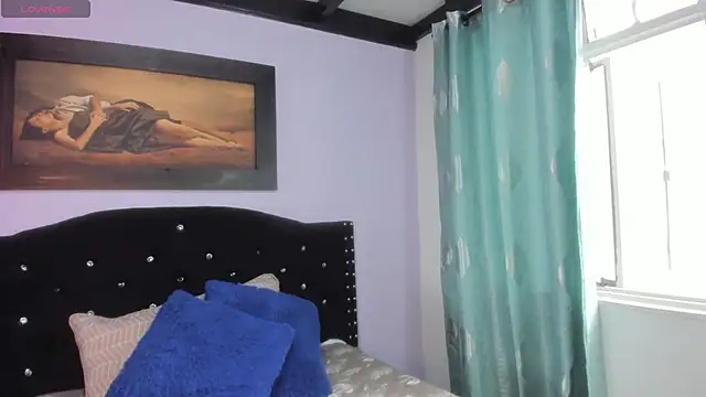 Alexandra Torress online show from 09-19-25, 04:11