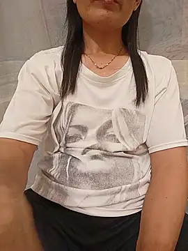 Snapshot of Asian_girl13 chatting on 07-02-26, 03:51 Asian girl13 online show from 07-02-26, 03:51