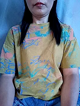 Snapshot of Asian_girl13 chatting on 07-17-26, 08:11 Asian girl13 online show from 07-17-26, 08:11
