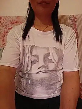 Snapshot of Asian_girl13 chatting on 05-21-26, 02:03 Asian girl13 online show from 05-21-26, 02:03