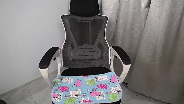 Lunobaby 204 online show from 12-14-25, 09:53