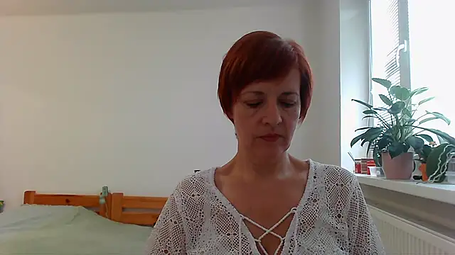 Snapshot of LoraLoraMay chatting on 10-05-25, 12:07 LoraLoraMay online show from 10-05-25, 12:07