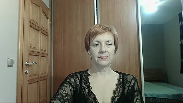 LoraLoraMay online show from 05-31-26, 06:20