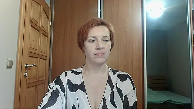 LoraLoraMay online show from 03-19-26, 07:14