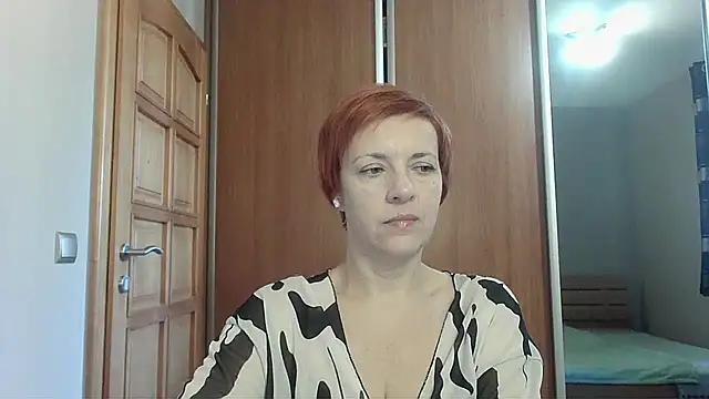 Snapshot of LoraLoraMay chatting on 07-08-26, 01:01 LoraLoraMay online show from 07-08-26, 01:01