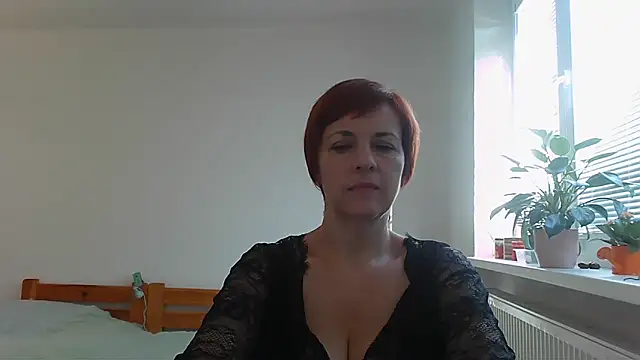 Snapshot of LoraLoraMay chatting on 10-04-25, 12:50 LoraLoraMay online show from 10-04-25, 12:50