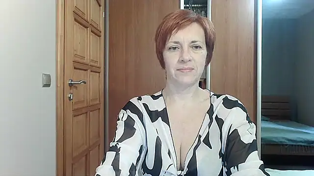 LoraLoraMay online show from 04-13-26, 01:26