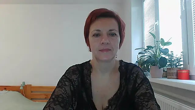 Snapshot of LoraLoraMay chatting on 09-24-25, 09:05 LoraLoraMay online show from 09-24-25, 09:05