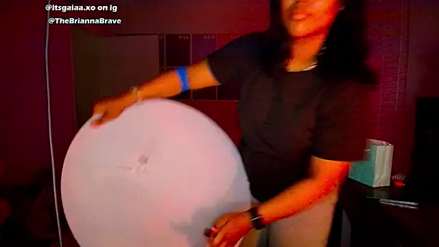 BriannaBrave online show from 02-16-26, 04:33