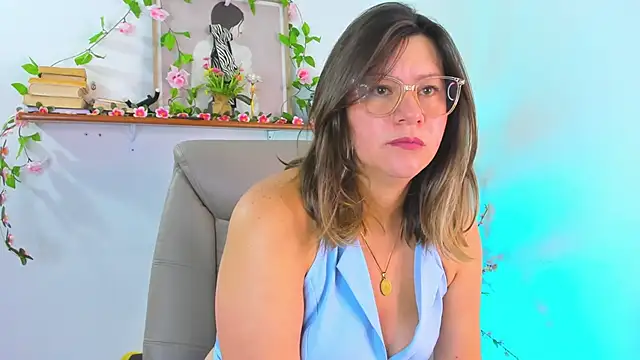 Chanelll Taylorr  online show from 03-20-26, 12:50