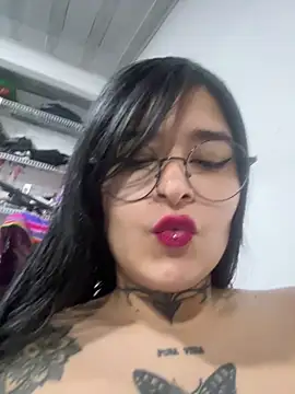 Snapshot of ZTahya chatting on 05-24-26, 11:37 ZTahya online show from 05-24-26, 11:37