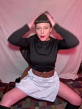 Snapshot of OniricFemme chatting on 01-15-26, 09:18 OniricFemme online show from 01-15-26, 09:18