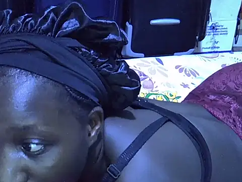 Adaline-Paris online show from 12-20-25, 08:39