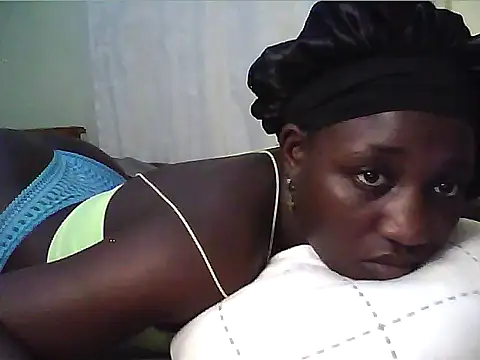 Adaline-Paris online show from 03-12-26, 04:22