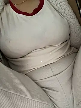 Milk Mom99 online show from 11-13-25, 02:37