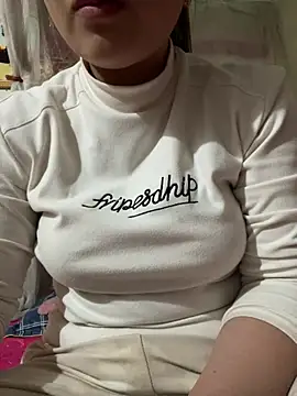 Milk Mom99 online show from 02-27-25, 04:57